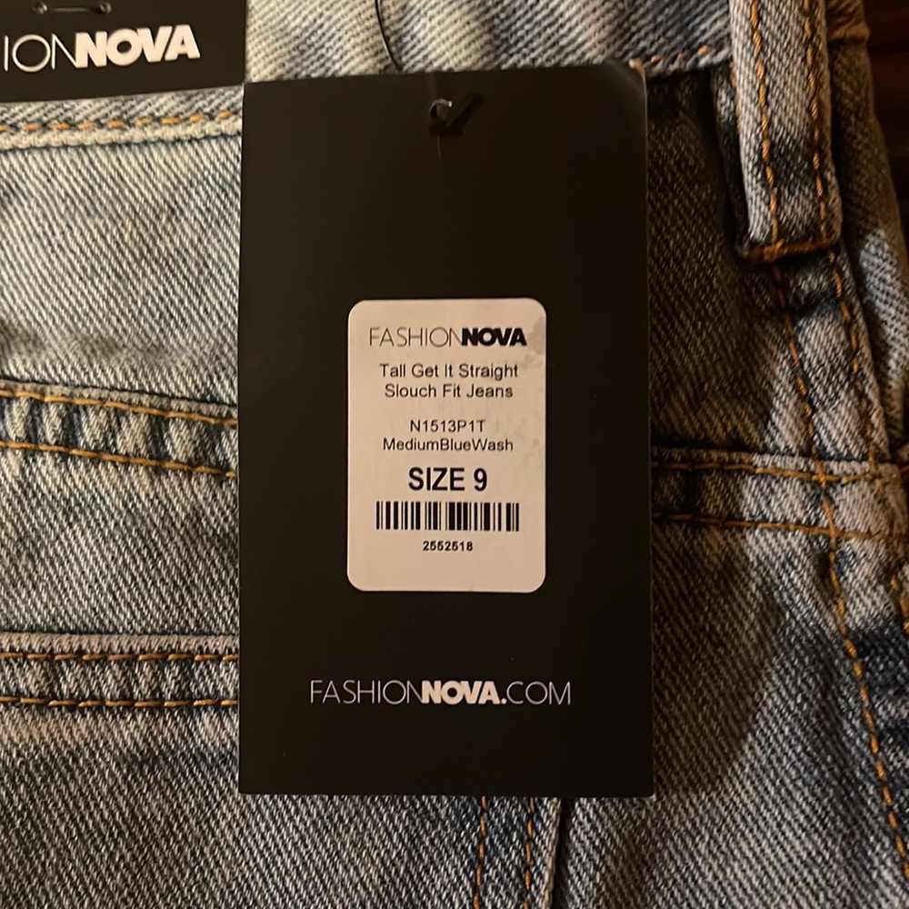 Fashion Nova Jeans - Picture 2 of 4
